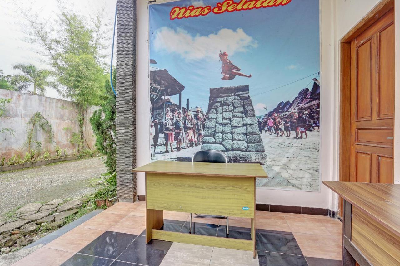 Hotel Wisma Ck Kebumen エクステリア 写真