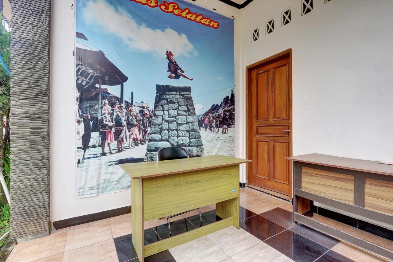 Hotel Wisma Ck Kebumen エクステリア 写真