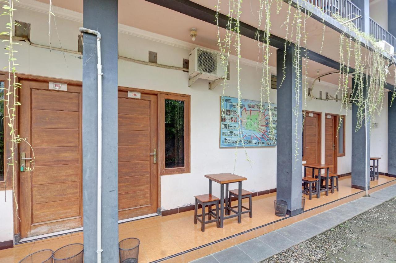 Hotel Wisma Ck Kebumen エクステリア 写真