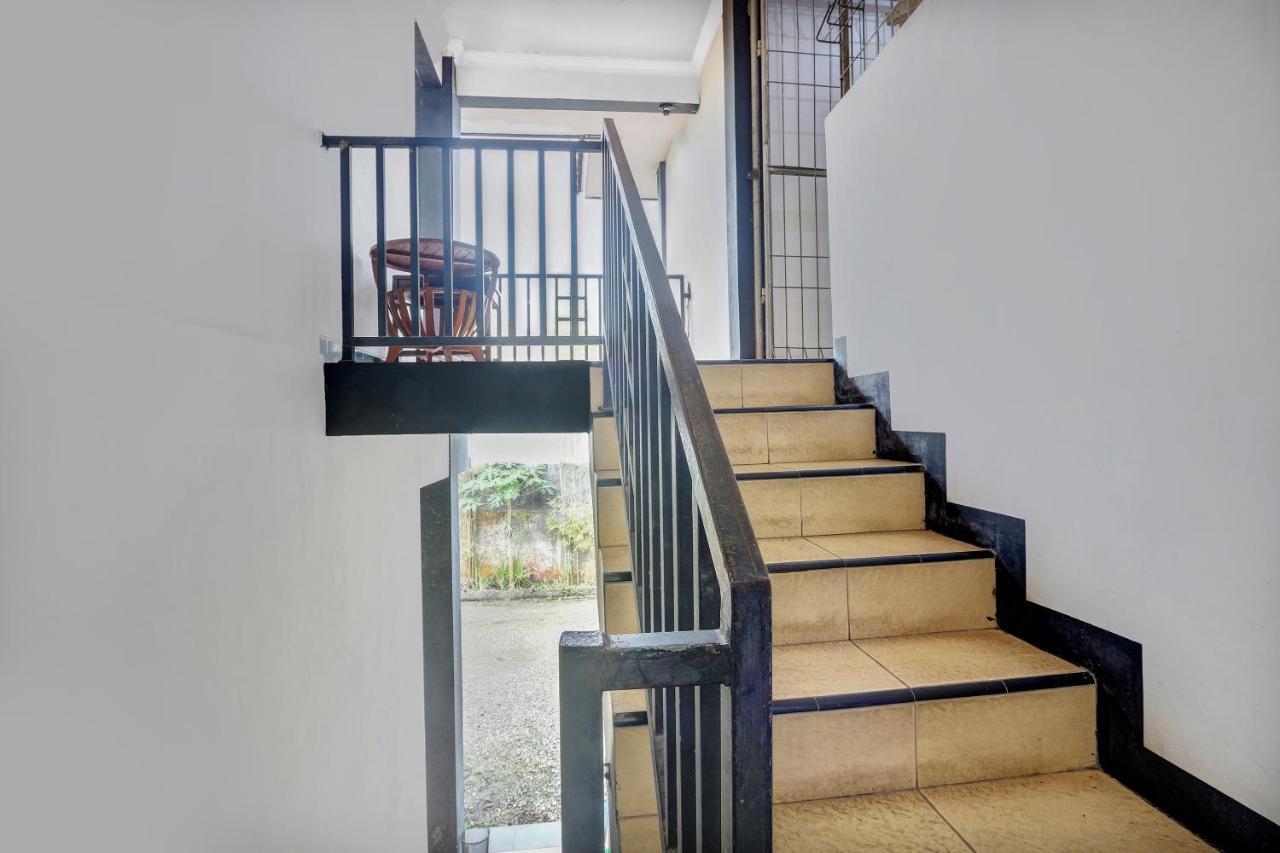 Hotel Wisma Ck Kebumen エクステリア 写真